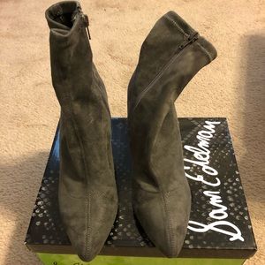 Sam Edelman Grey Suede Booties size 9.
